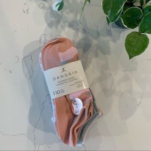 Danskin no show socks